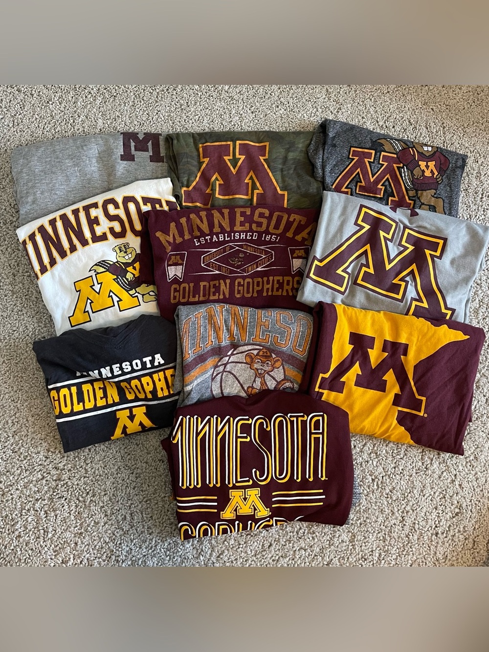 University of Minnesota T-shirt Bundle (10 Shirts!)